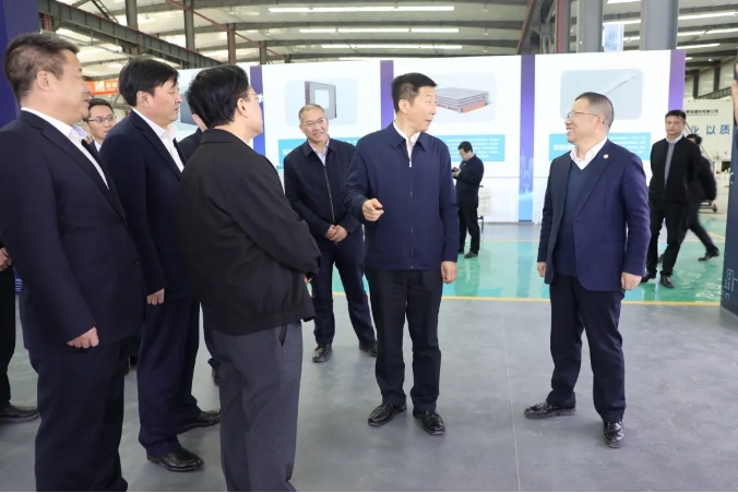 陜西省委常委、延安市委...